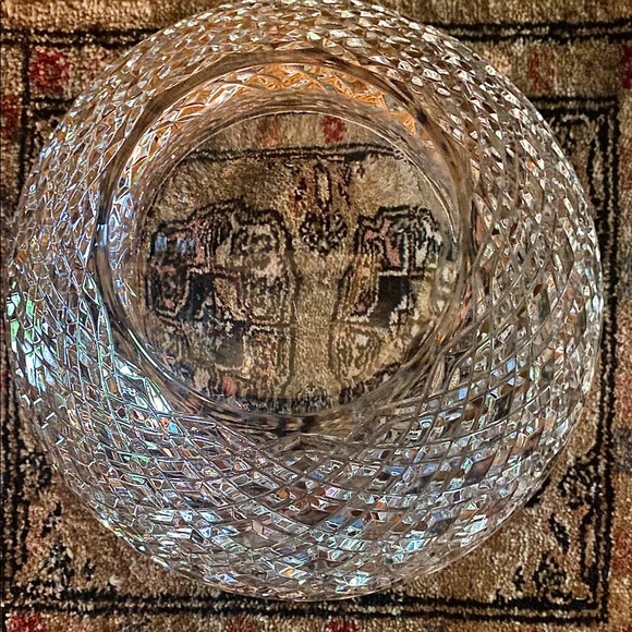 Tiffany & Co. Diamond Cut Crystal 10” bowl centerpiece gifting entertaining - Picture 8 of 10